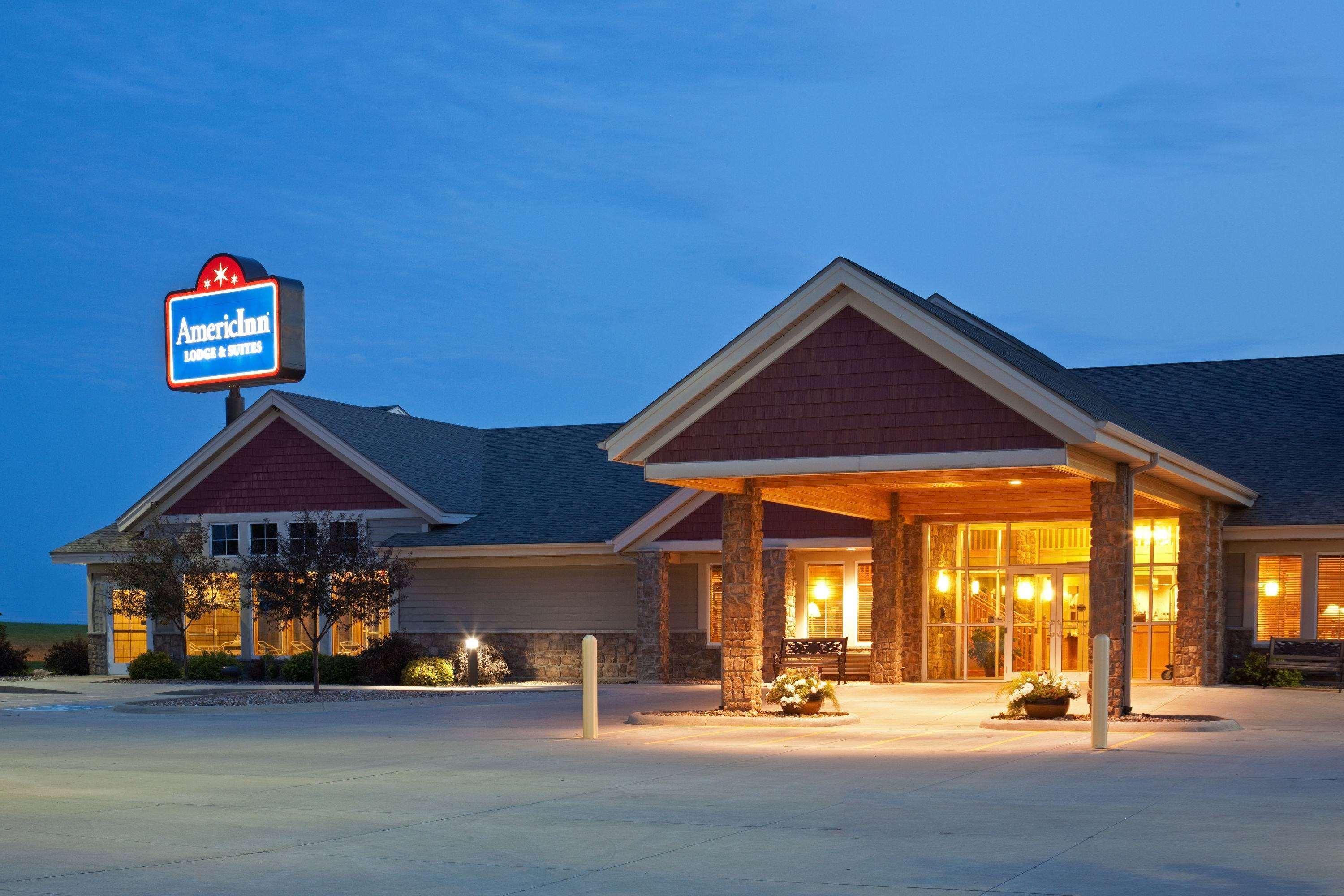 Americinn By Wyndham Anamosa Экстерьер фото