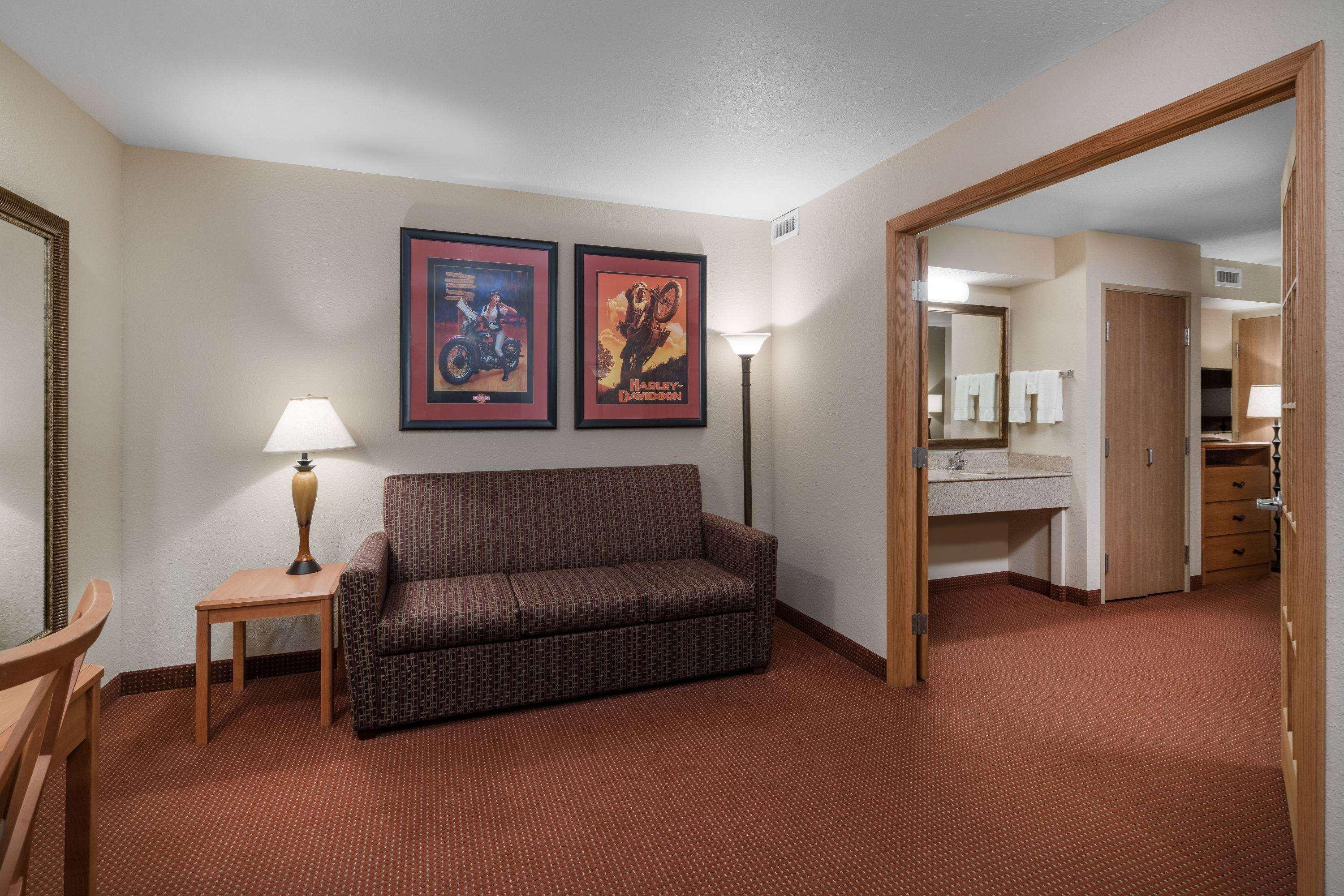 Americinn By Wyndham Anamosa Экстерьер фото